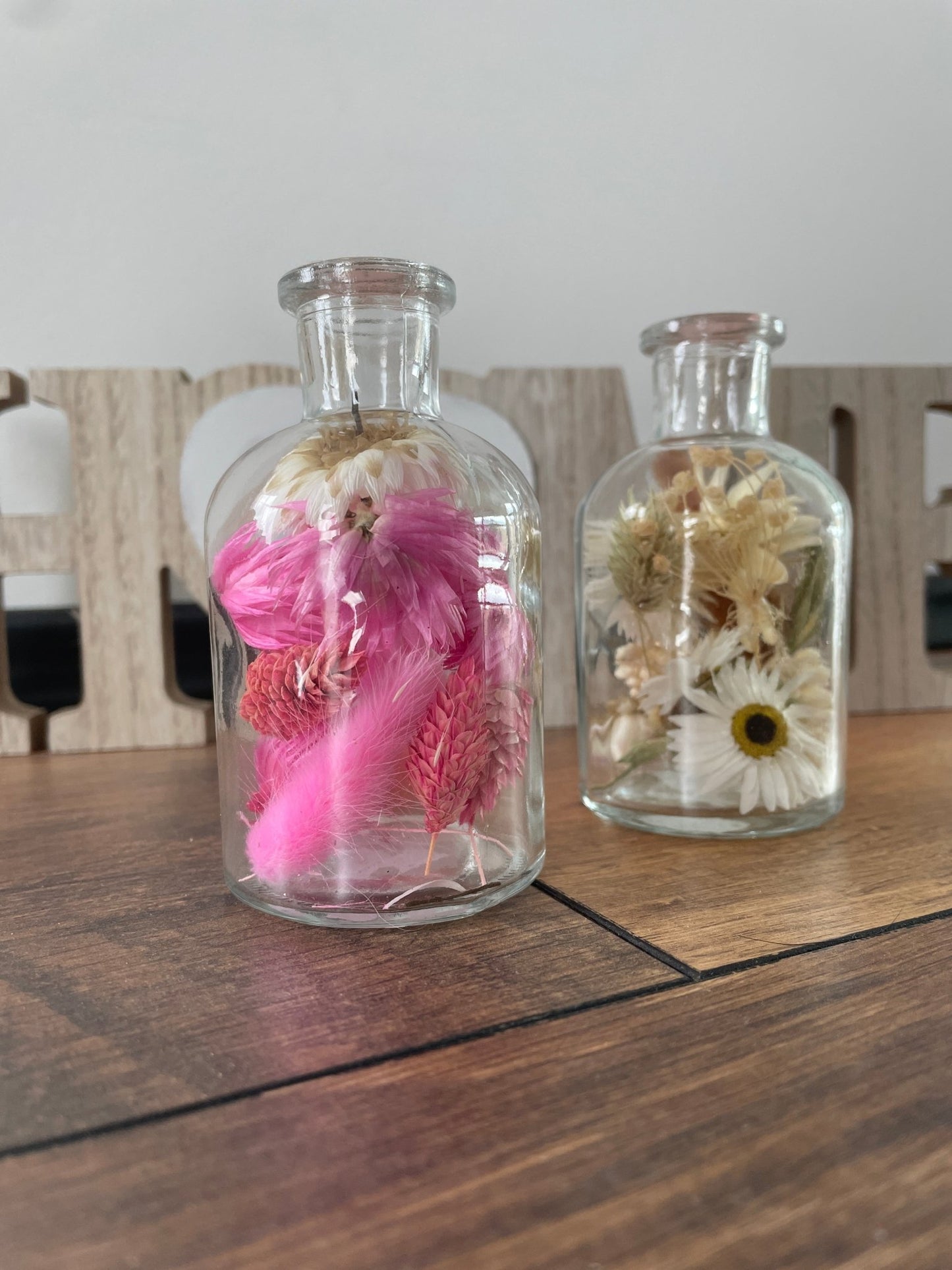 Glas mit getrockneten Blumen - GRAYSS FASHION & HOME