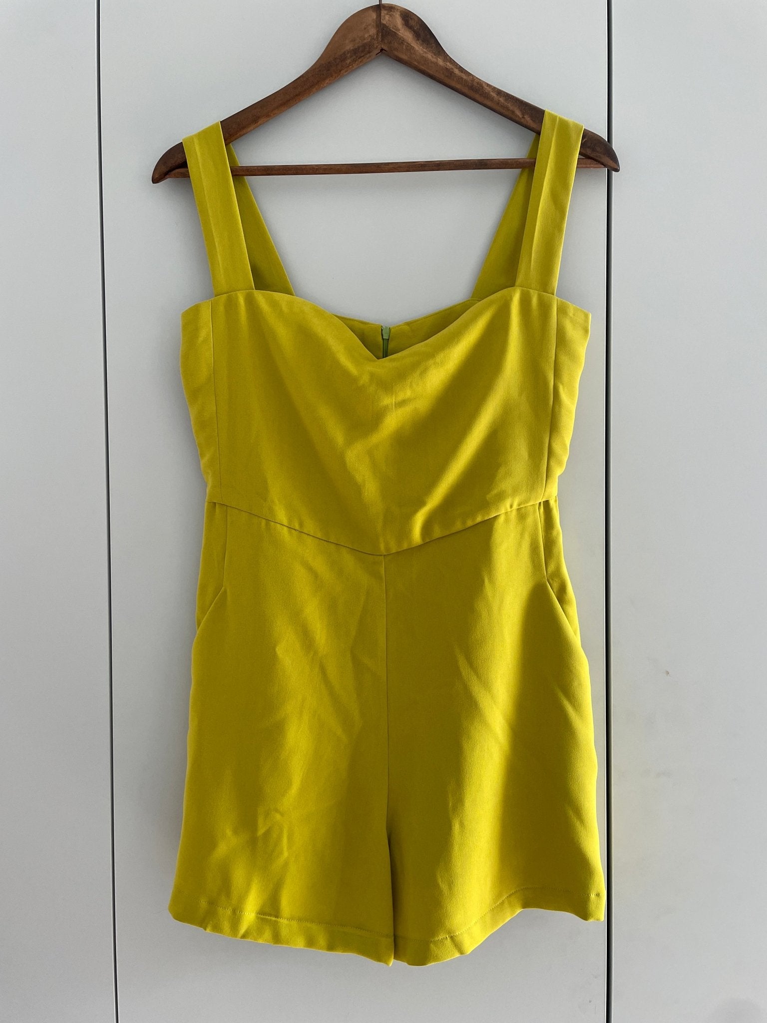 Lacerf kurzer Jumpsuit 2 Farben - GRAYSS FASHION & HOME