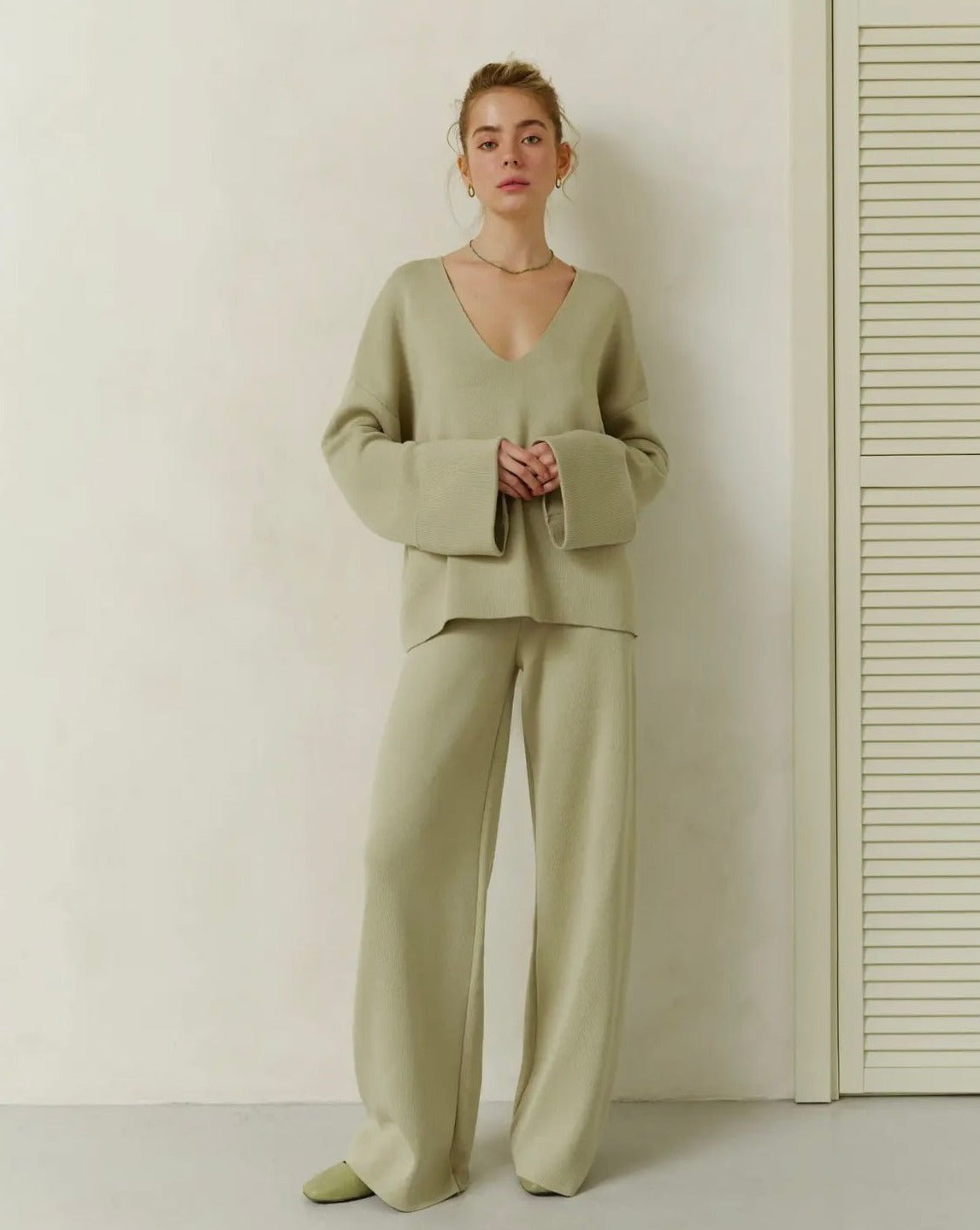 V-Pullover in 2 Farben von Nenya - GRAYSS FASHION & HOME